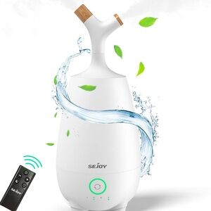 Stylish White and Green Humidifier for Optimal Comfort